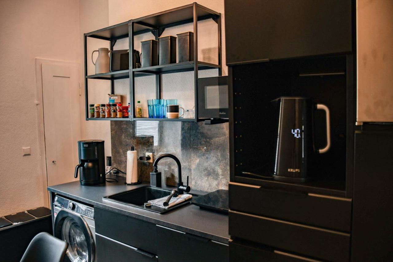 Moderne Ferienwohnung In Direkter Naehe Zur Uni, Netflix Gratis, Wlan, Waschmaschine, Geschirrspueler, Zentrum, شيمنيتز المظهر الخارجي الصورة